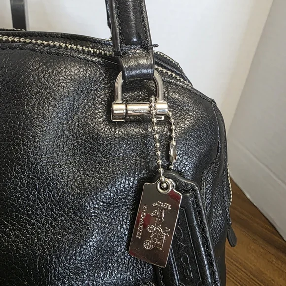 Coach Madison Georgie Satchel in black leather - Picture 4 of 15